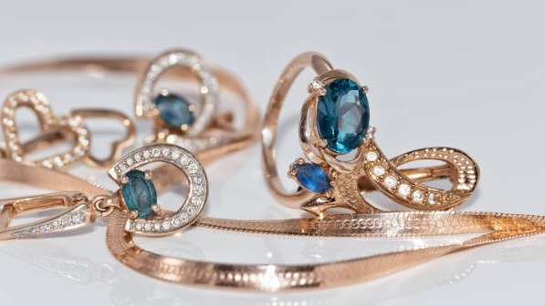 Gold jewelry buyers Mount Holly North Carolina. Updated 2025